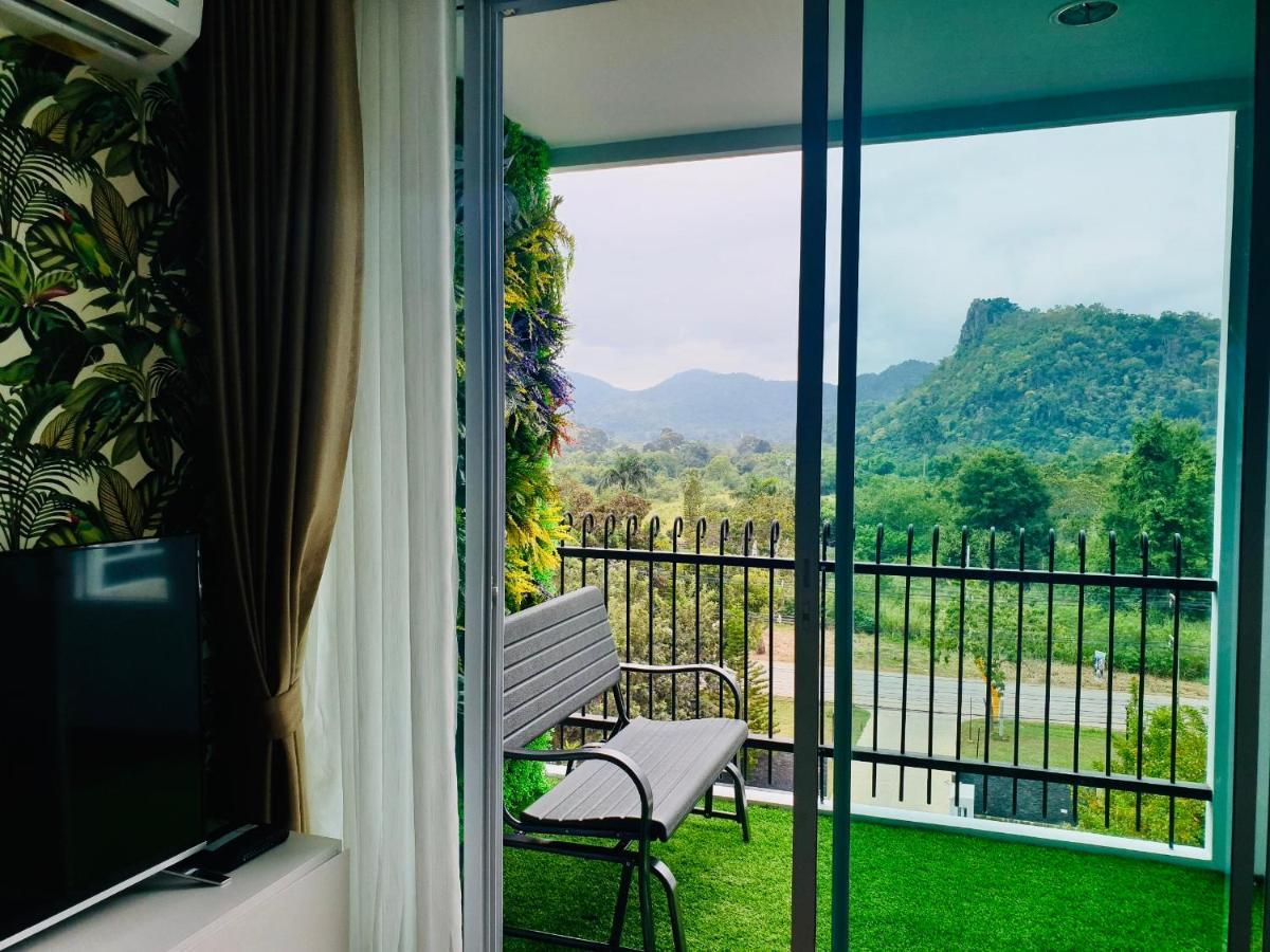 Courtyard Khaoyai Hotel Nakhonratchasima Buitenkant foto